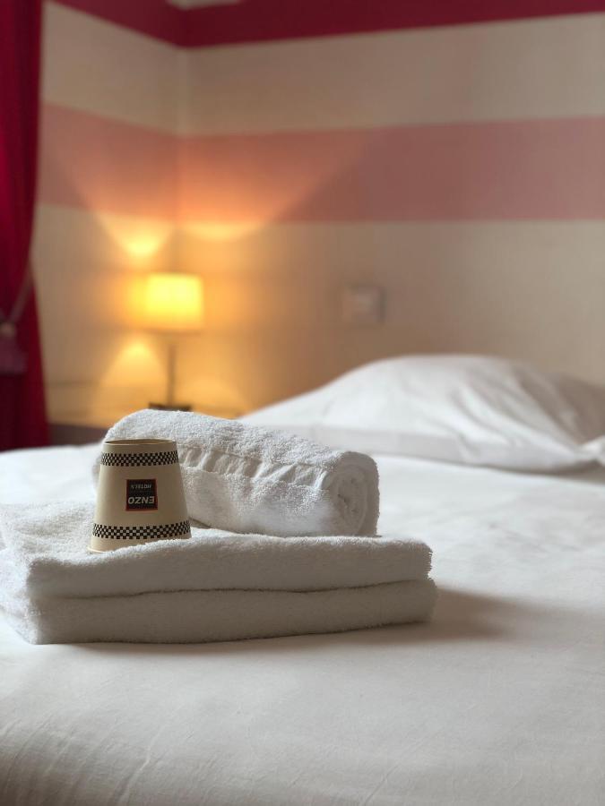 Enzo Hotels Neufchateau By Kyriad Direct 외부 사진