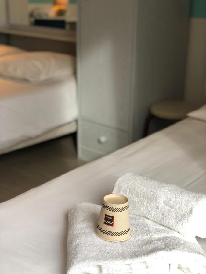 Enzo Hotels Neufchateau By Kyriad Direct 외부 사진