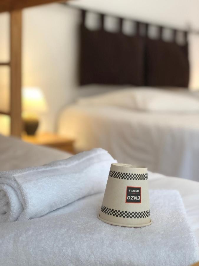 Enzo Hotels Neufchateau By Kyriad Direct 외부 사진